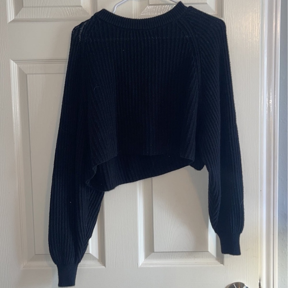 Aeropostale black cropped sweater